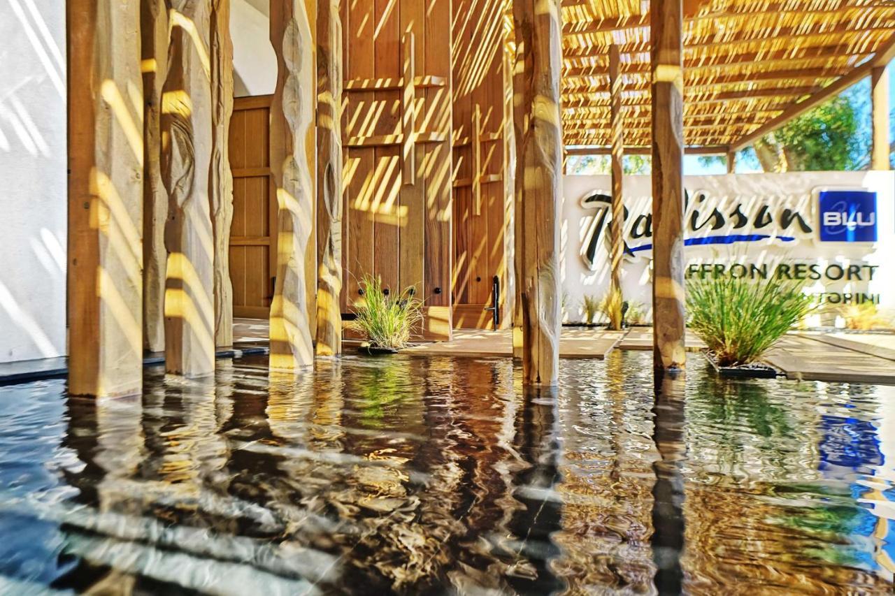 Radisson Blu Zaffron Resort, Santorini (Adults Only) คามารี ภายนอก รูปภาพ
