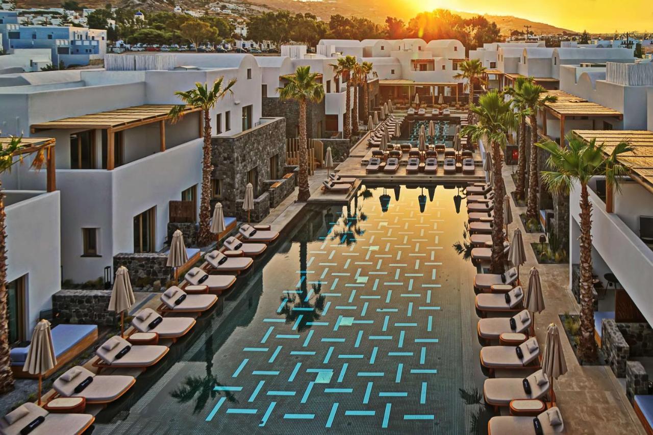 Radisson Blu Zaffron Resort, Santorini (Adults Only) คามารี ภายนอก รูปภาพ