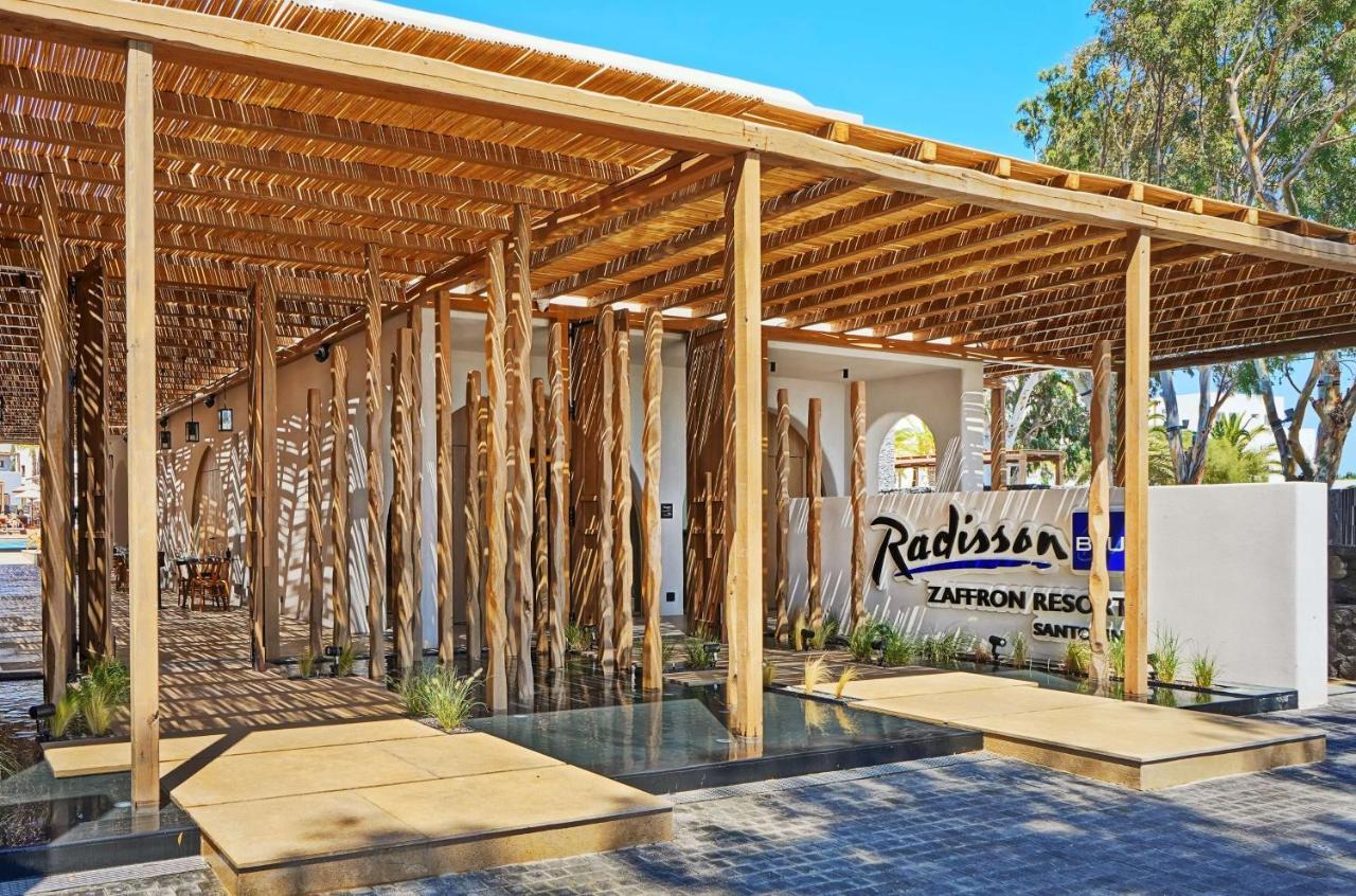 Radisson Blu Zaffron Resort, Santorini (Adults Only) คามารี ภายนอก รูปภาพ
