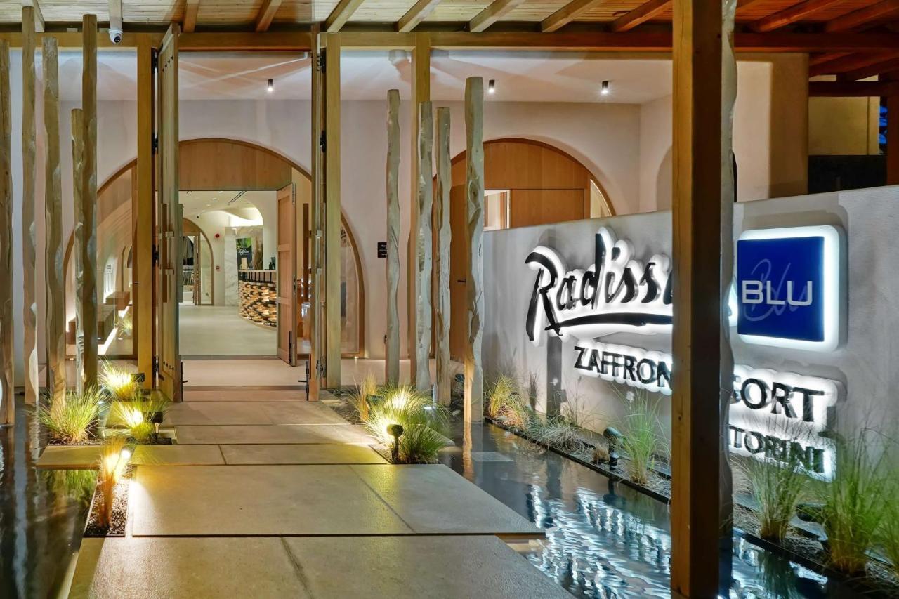 Radisson Blu Zaffron Resort, Santorini (Adults Only) คามารี ภายนอก รูปภาพ
