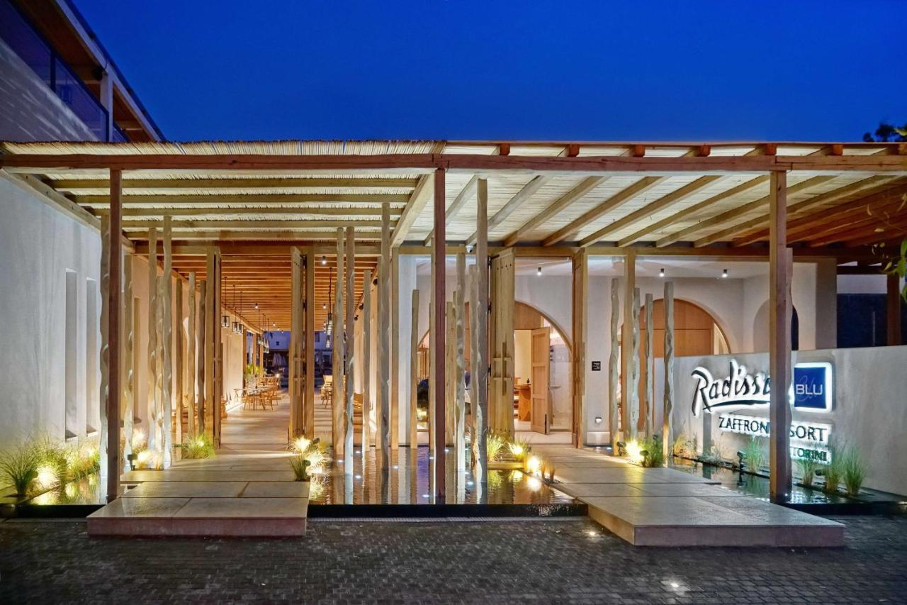 Radisson Blu Zaffron Resort, Santorini (Adults Only) คามารี ภายนอก รูปภาพ
