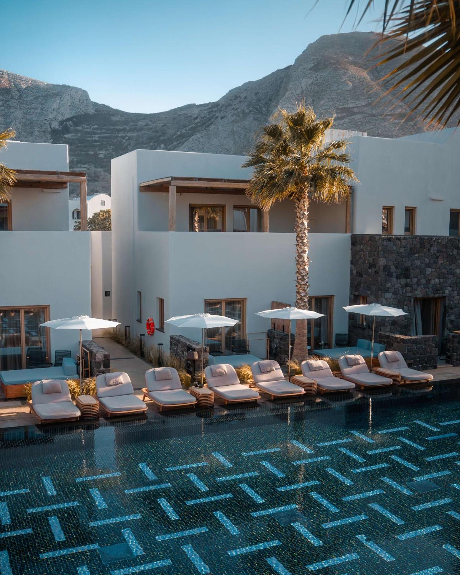 Radisson Blu Zaffron Resort, Santorini (Adults Only) คามารี ภายนอก รูปภาพ